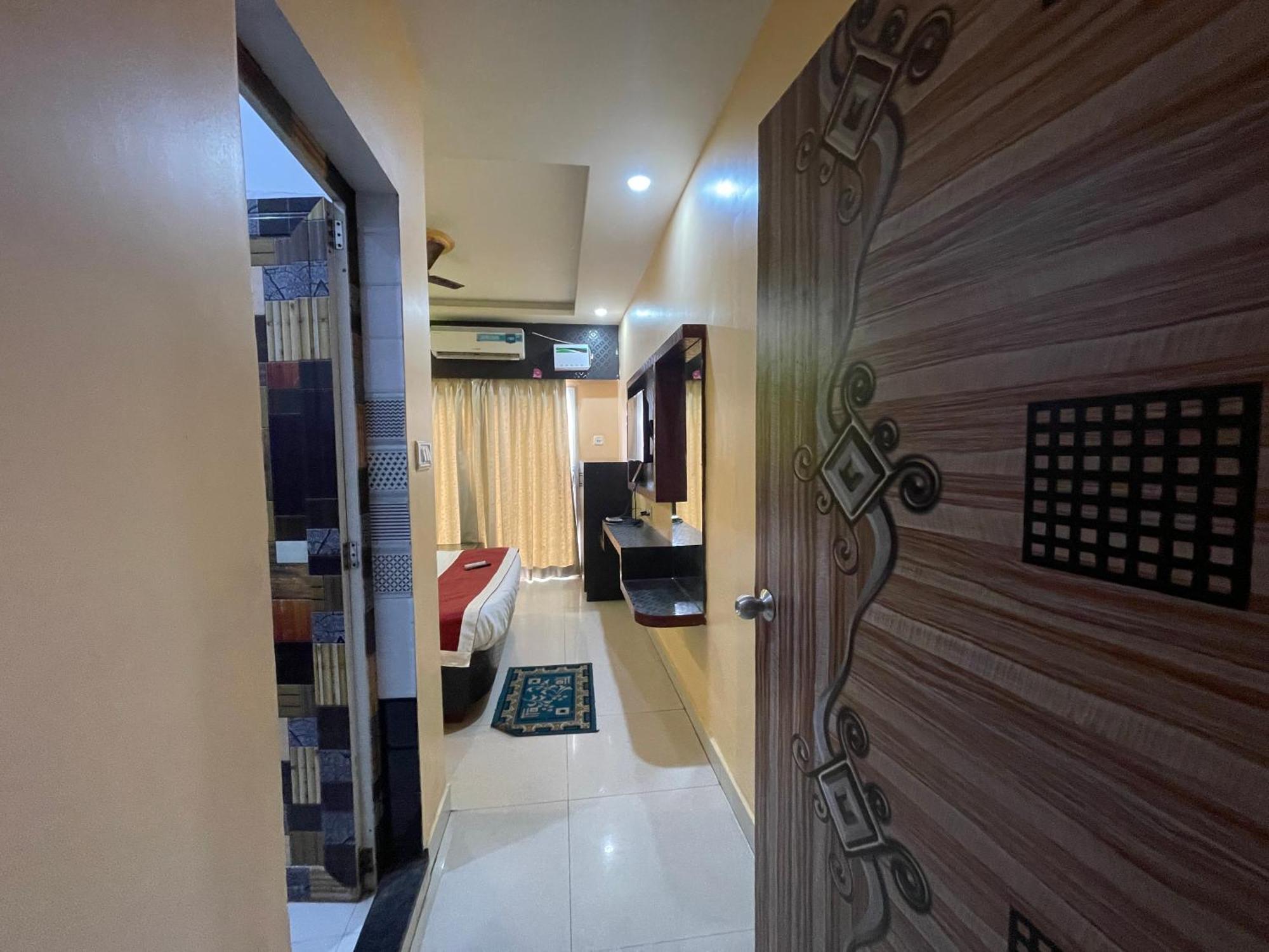 Hotel Seven Inn By Seven Group Puri Exterior foto